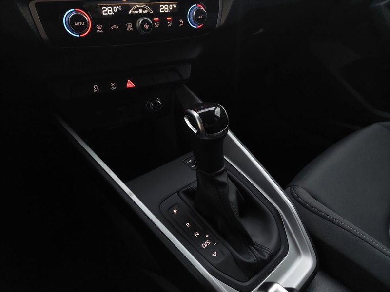 Audi A1 Sportback usata a Bari (11)