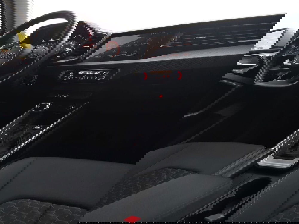 Audi A1 Sportback usata a Bari (4)