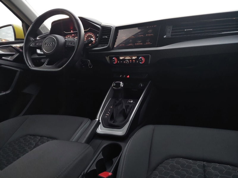 Audi A1 Sportback usata a Bari (4)