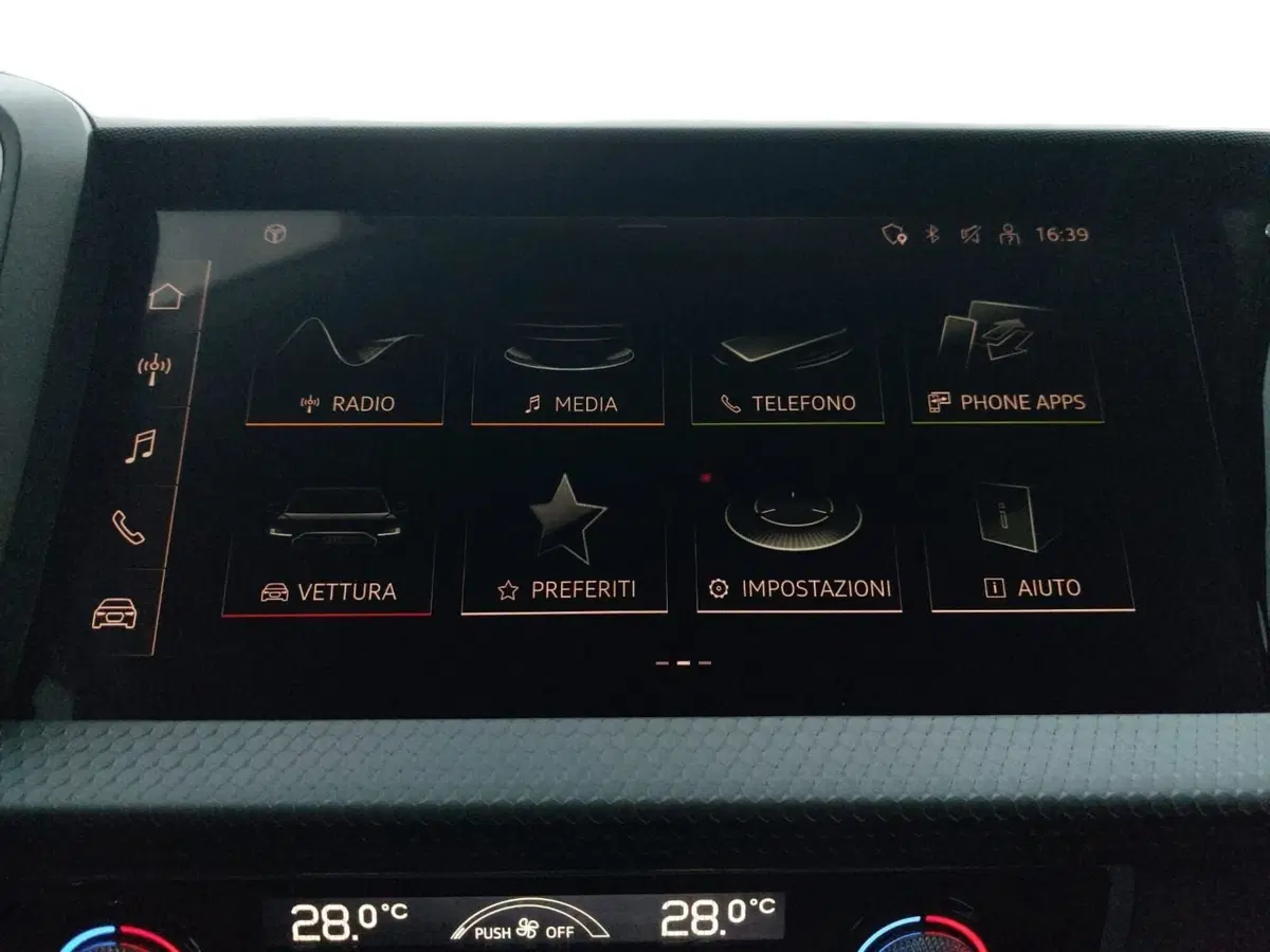 Audi A1 Sportback usata a Bari (6)