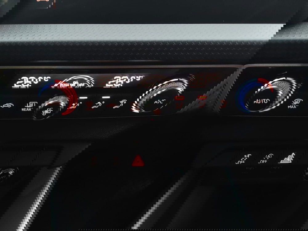 Audi A1 Sportback usata a Bari (8)