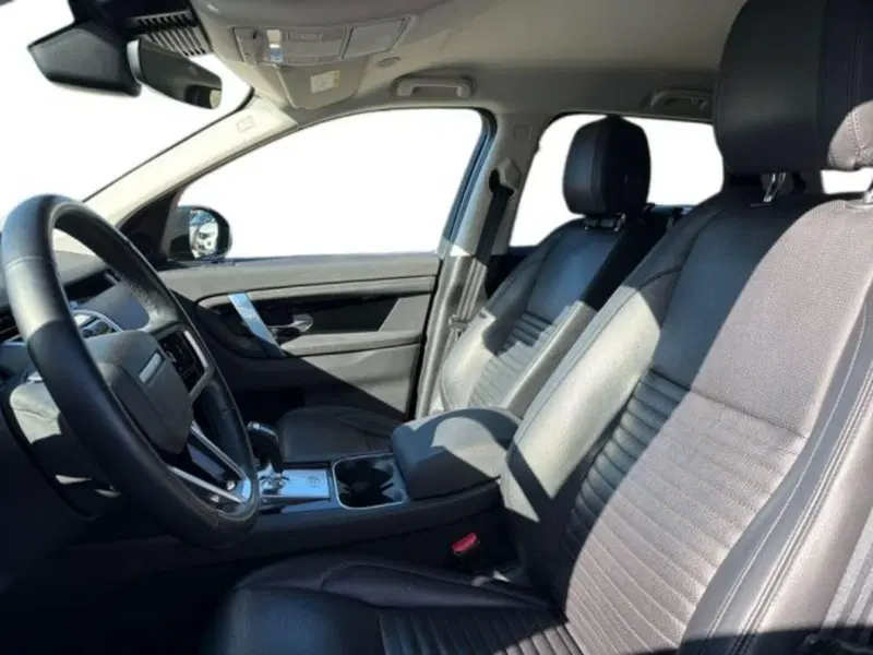 Land Rover Discovery Sport usata a Lecce (14)