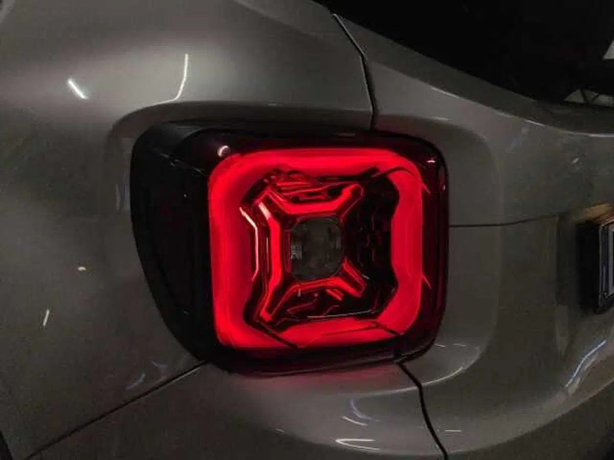 Jeep Renegade usata a Treviso (17)