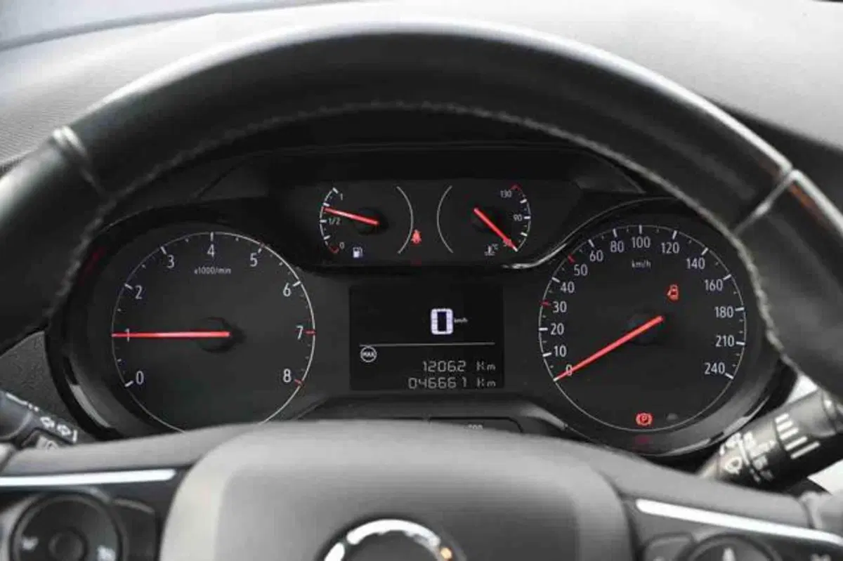 Opel Crossland usata a Torino (15)