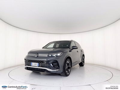 Volkswagen Tiguan 2.0 tdi R-Line 150cv dsg del 2024 usata a Albano Laziale