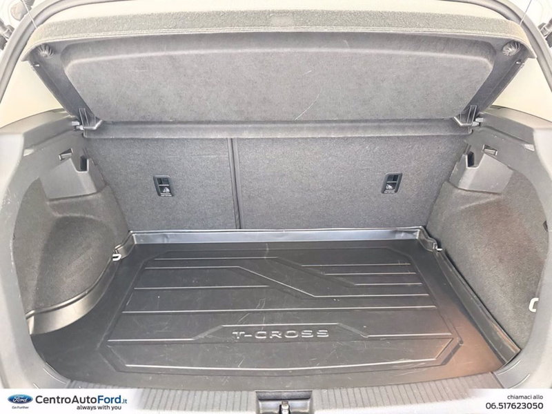 Volkswagen T-Cross usata a Roma (11)
