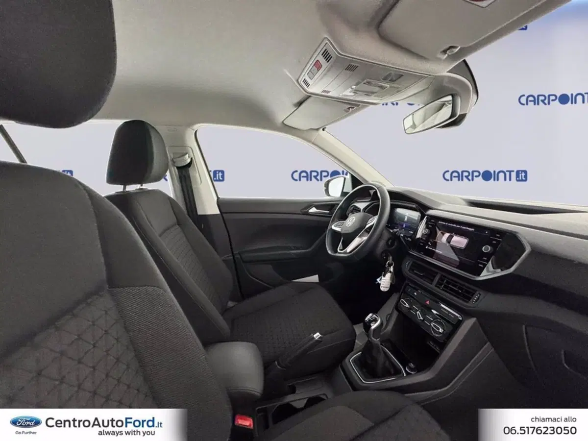 Volkswagen T-Cross usata a Roma (6)