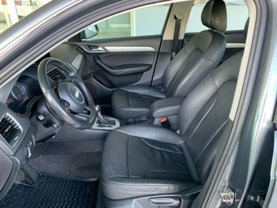 Audi Q3 2.0 TDI 120 CV S tronic Business del 2018 usata a Muggia