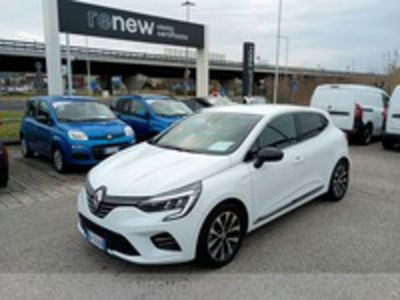 Renault Clio 1.6 full hybrid Techno 145cv del 2022 usata a Reana del Rojale
