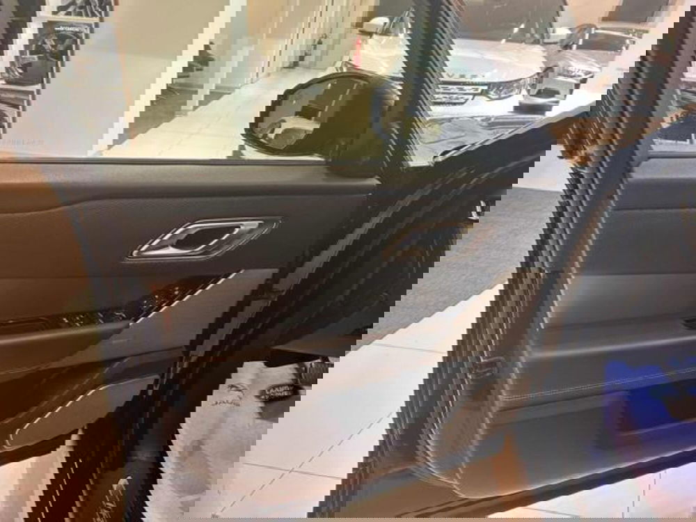 Land Rover Range Rover Velar usata a Lucca (12)