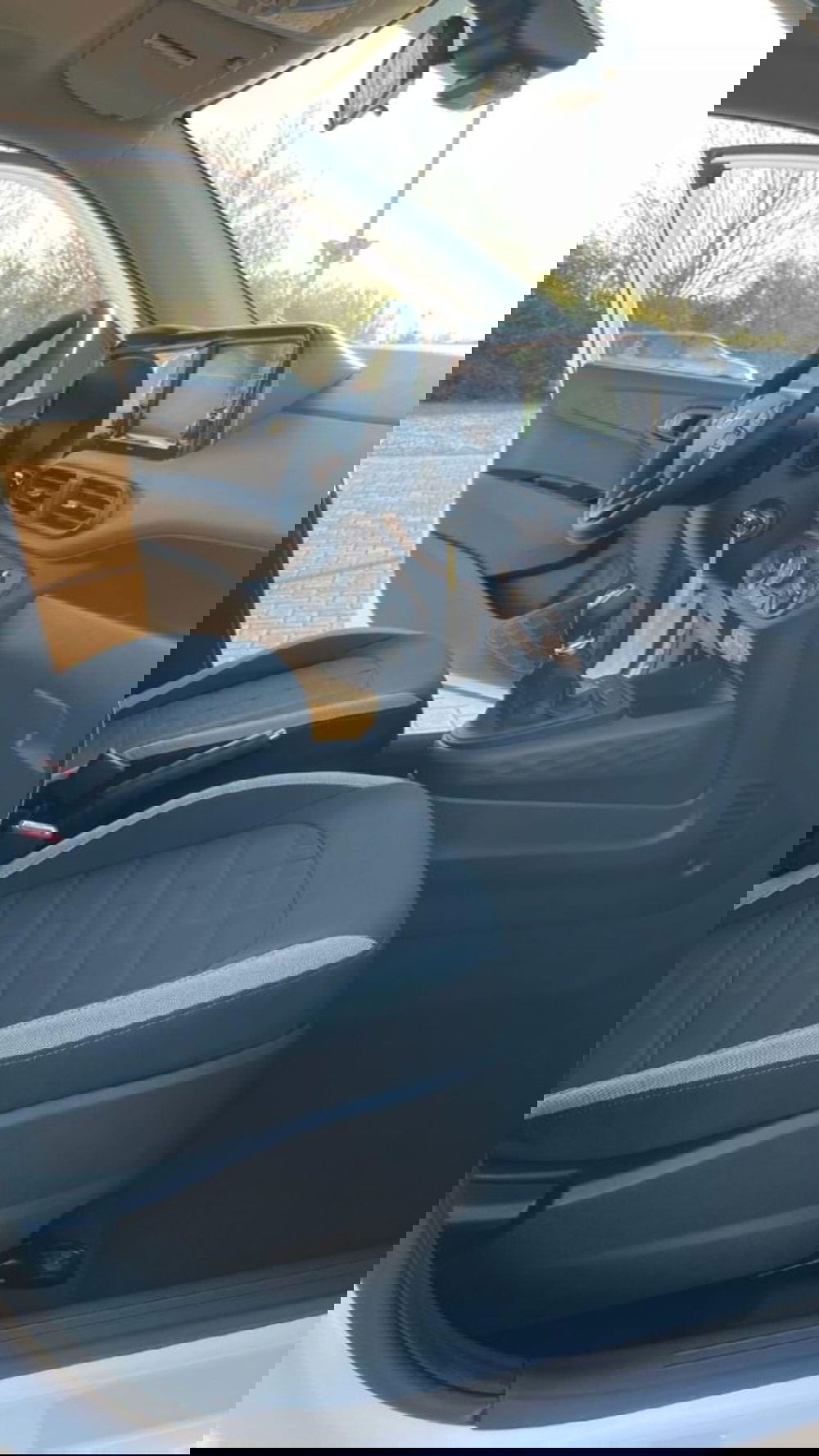 Hyundai i10 nuova a Novara (11)