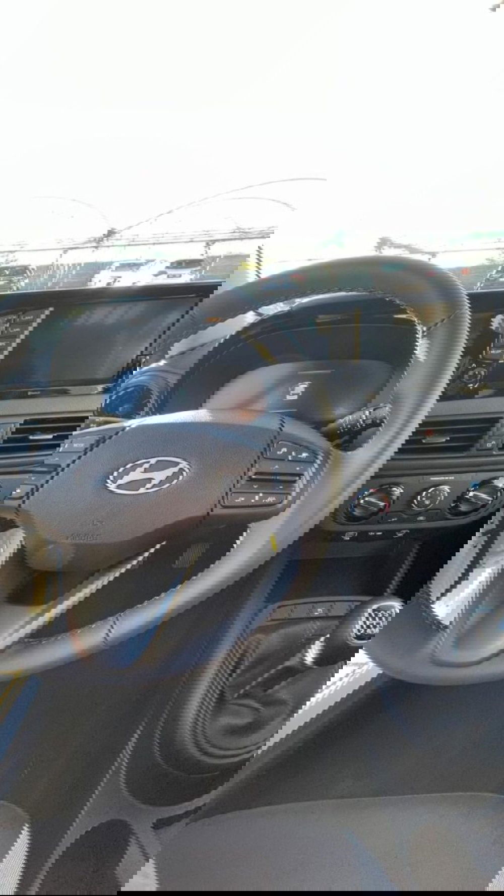 Hyundai i10 nuova a Novara (7)