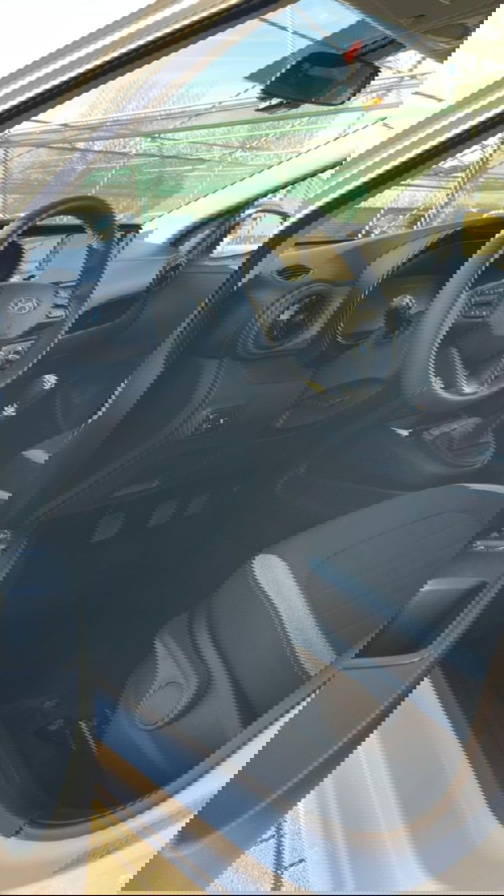 Hyundai i10 nuova a Novara (8)