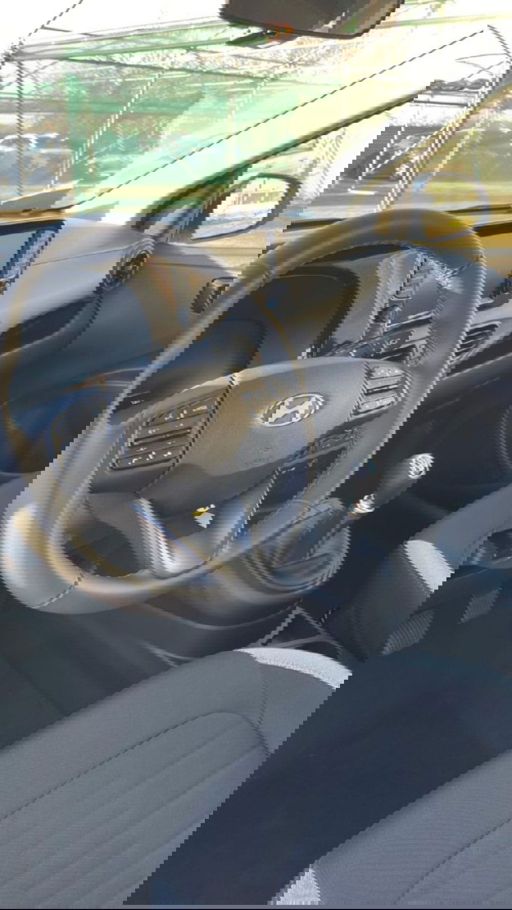 Hyundai i10 nuova a Novara (9)