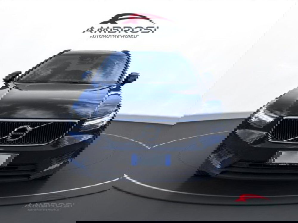 Volvo XC40 usata a Perugia (7)