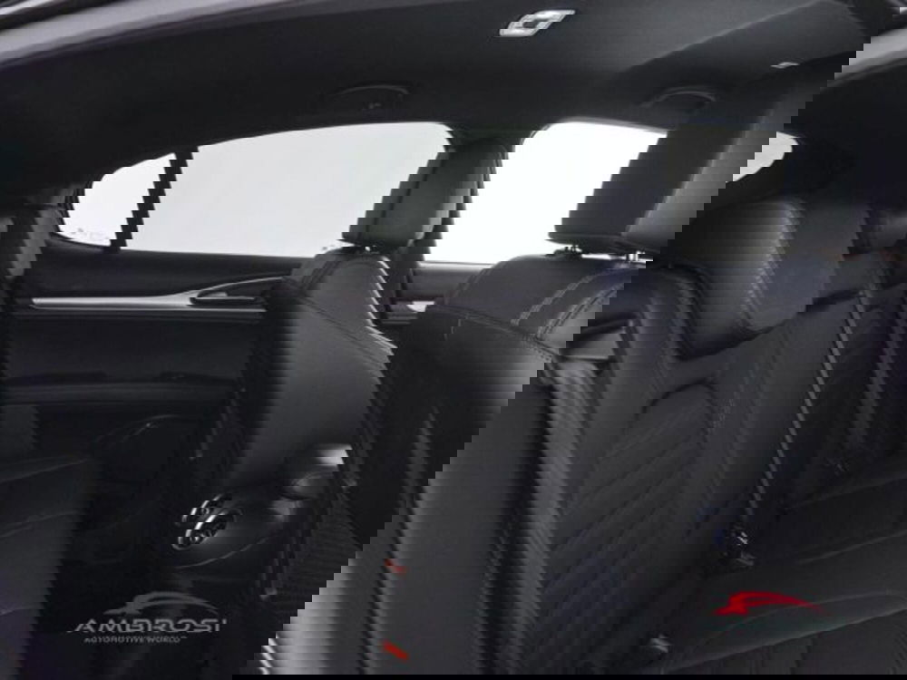 Alfa Romeo Stelvio usata a Perugia (11)