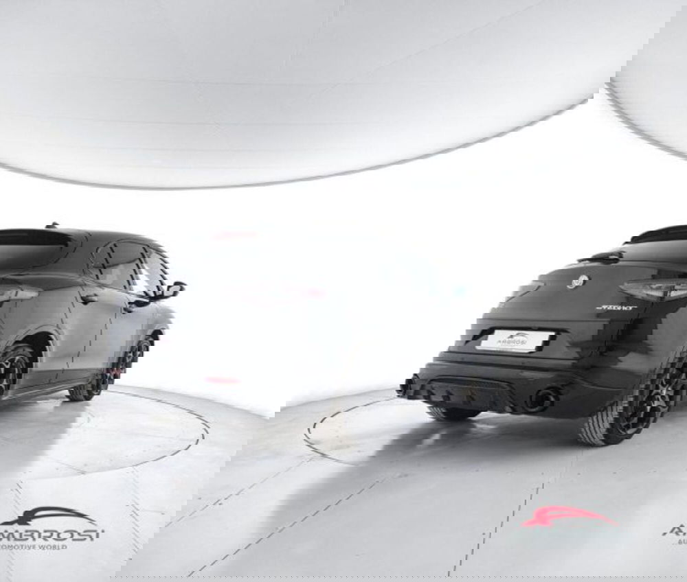 Alfa Romeo Stelvio usata a Perugia (3)