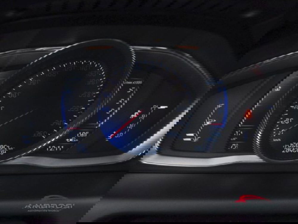 Volvo XC60 usata a Perugia (13)