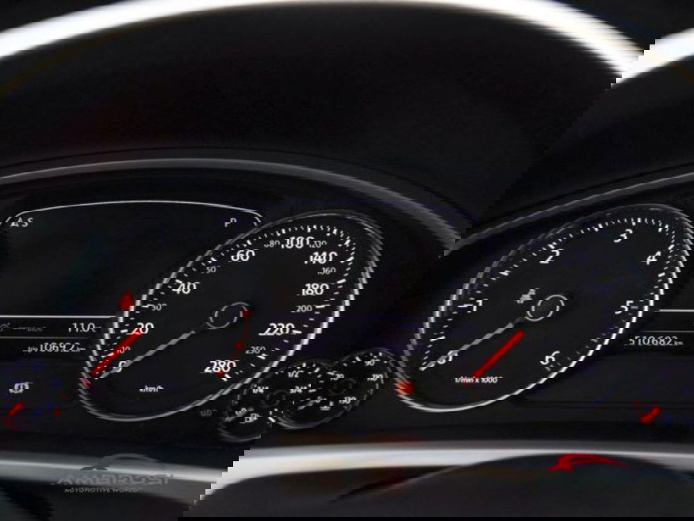 Volkswagen Touareg usata a Perugia (14)