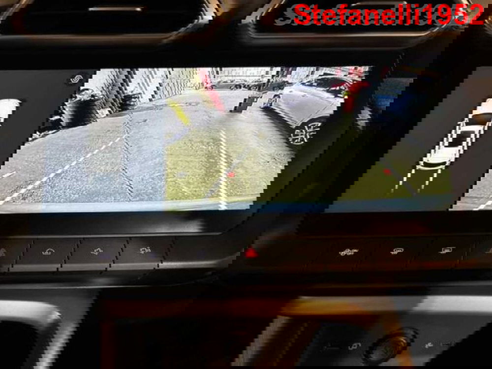 Mg ZS EV nuova a Bologna (12)