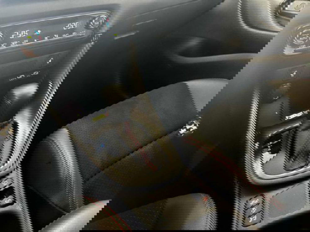 Toyota Yaris Cross usata a Sassari (19)