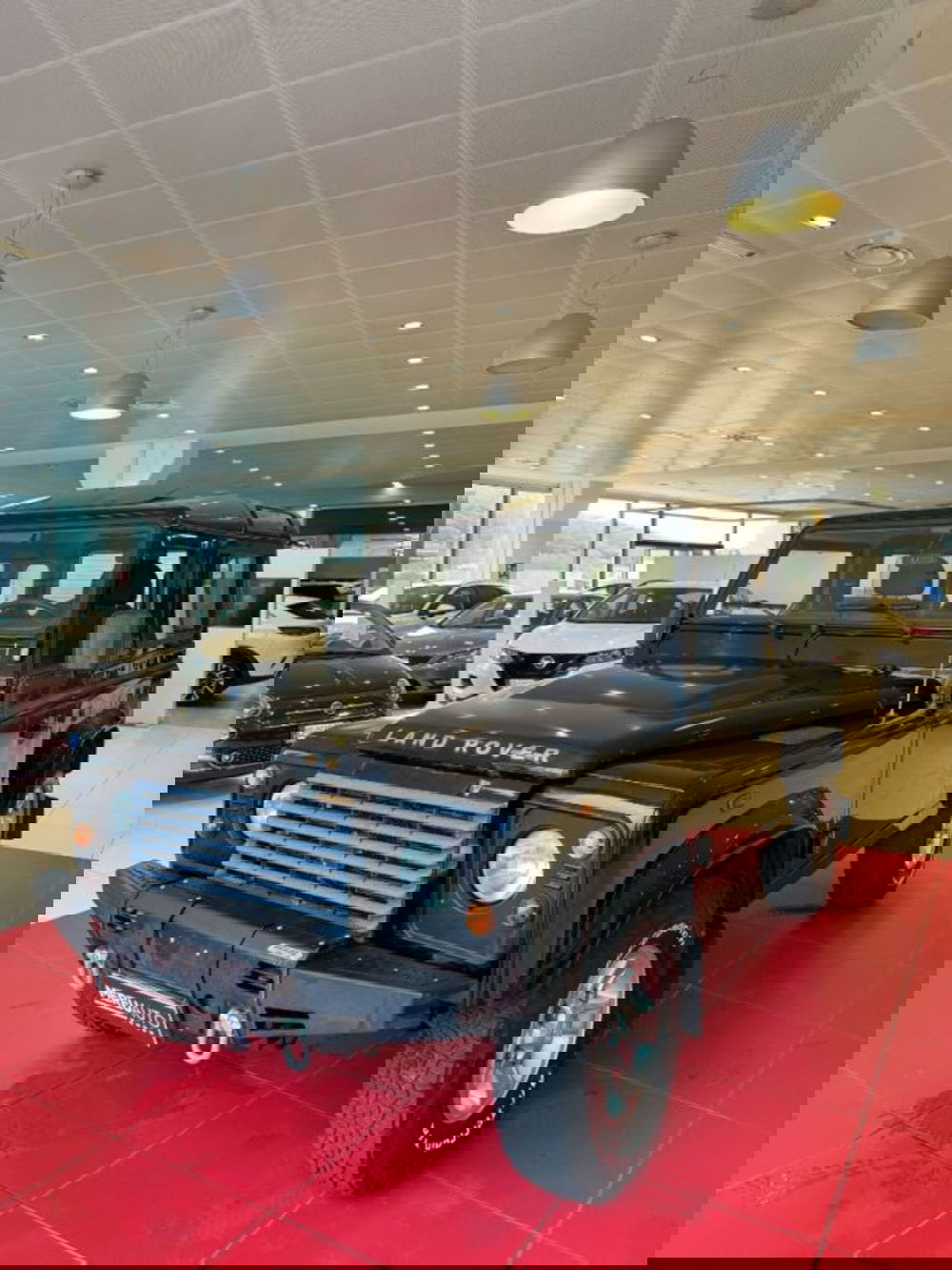 Land Rover Defender usata a Sassari