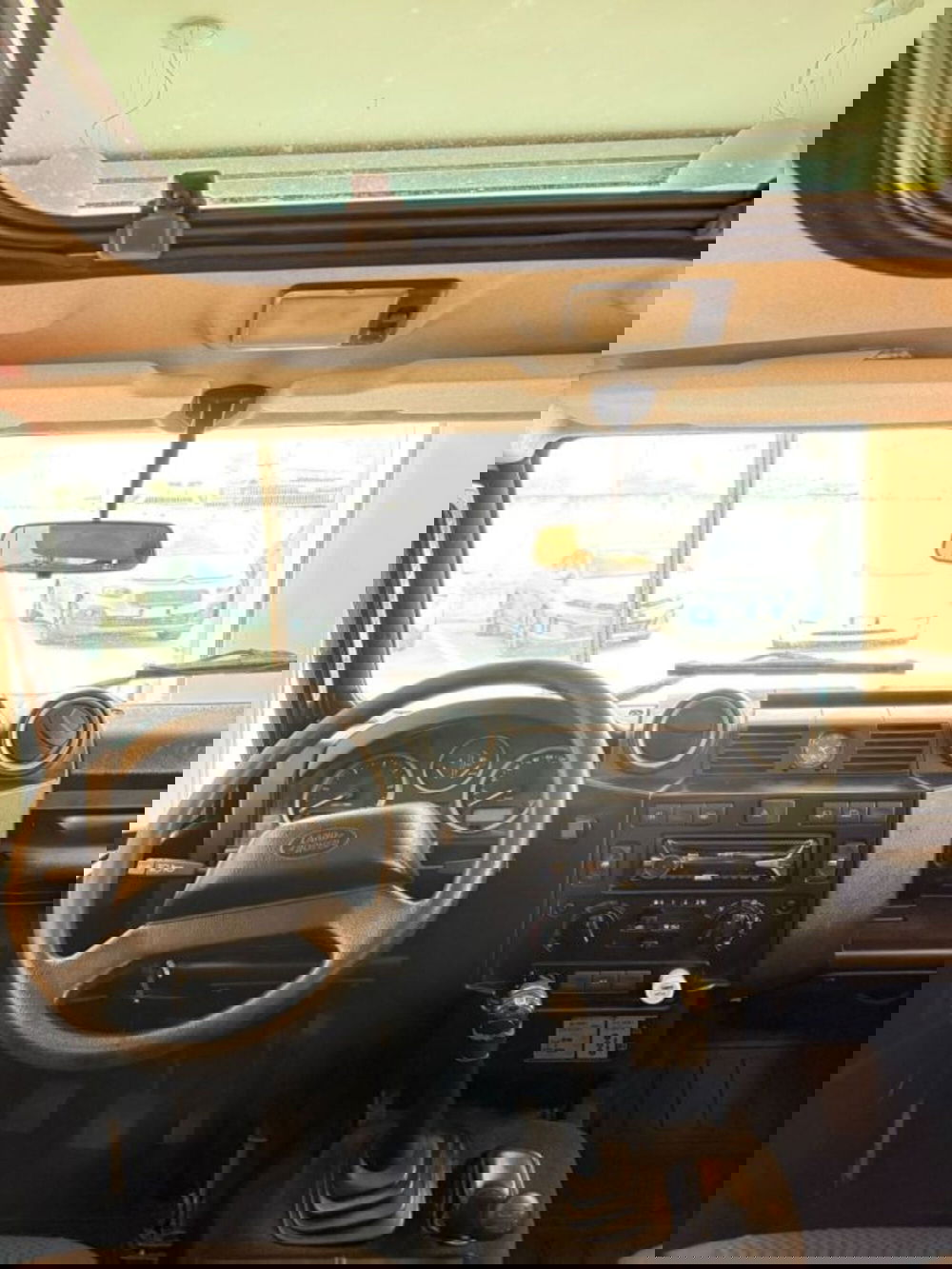 Land Rover Defender usata a Sassari (9)