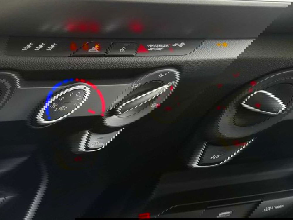 Kia Stonic usata a Bologna (18)