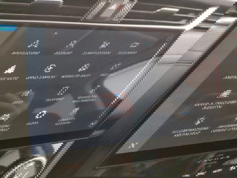 Jaguar F-Pace usata a Modena (14)