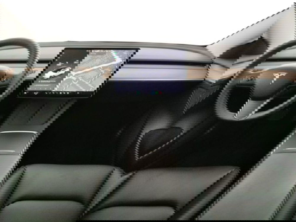 Tesla Model 3 usata a Modena (10)