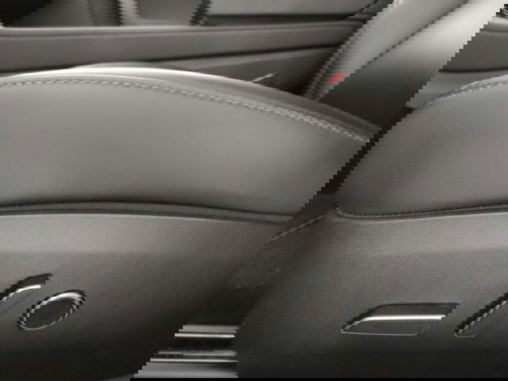 Tesla Model 3 usata a Modena (16)