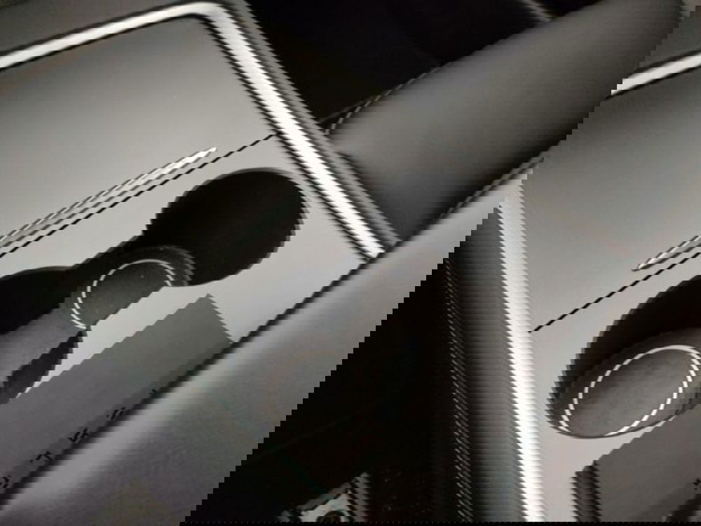 Tesla Model 3 usata a Modena (17)