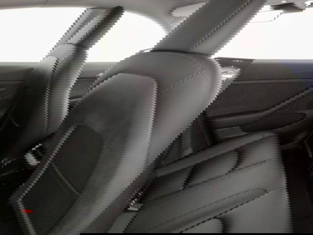 Tesla Model 3 usata a Modena (8)