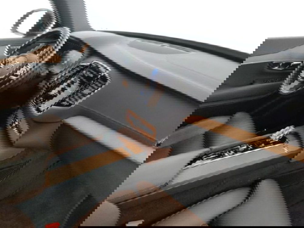 Volvo XC90 usata a Modena (17)