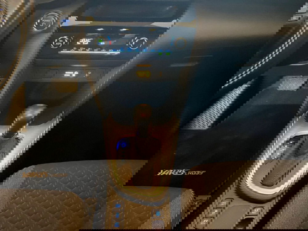 Toyota Yaris Cross usata a Verona (8)