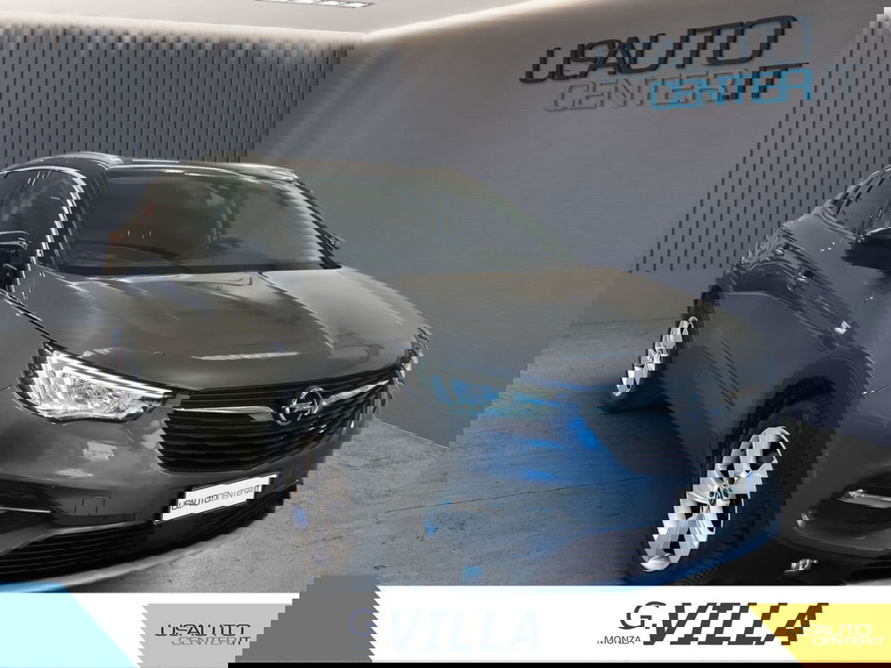 Opel Grandland X usata a Milano (2)