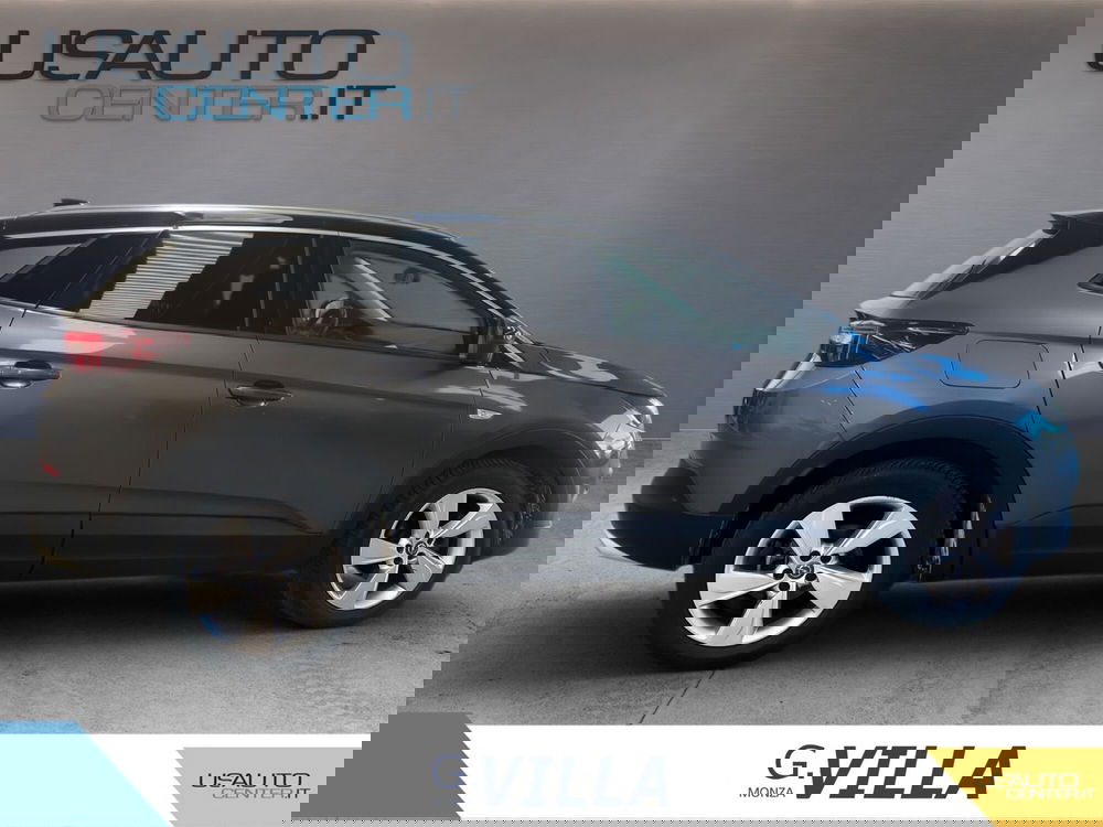 Opel Grandland X usata a Milano (3)