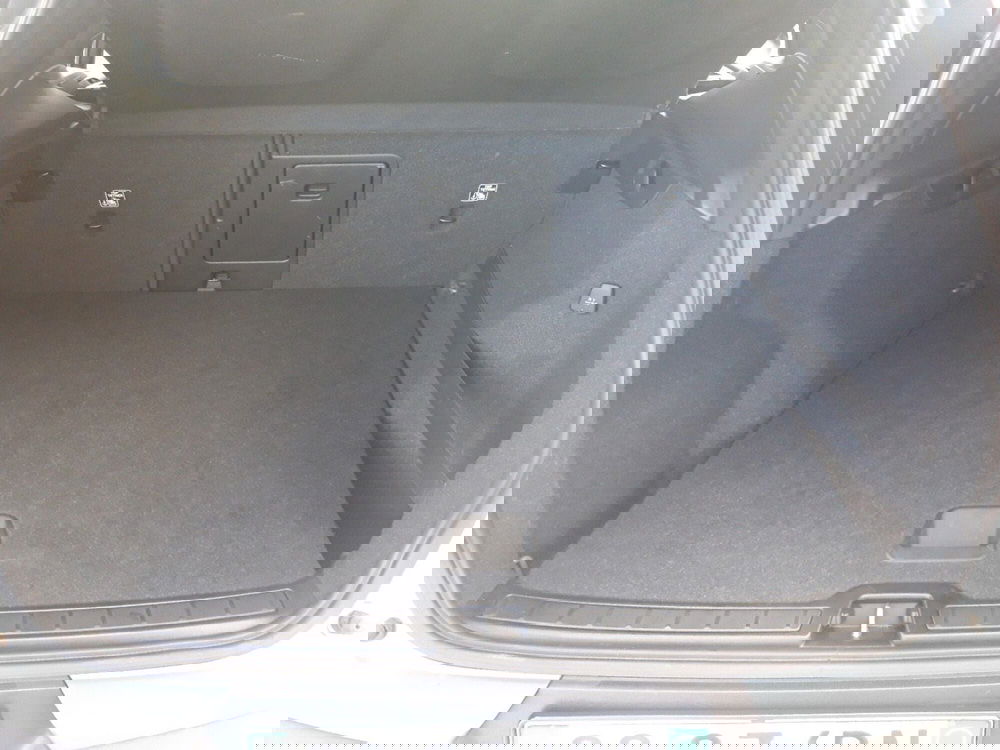 Volvo XC40 usata a Milano (10)