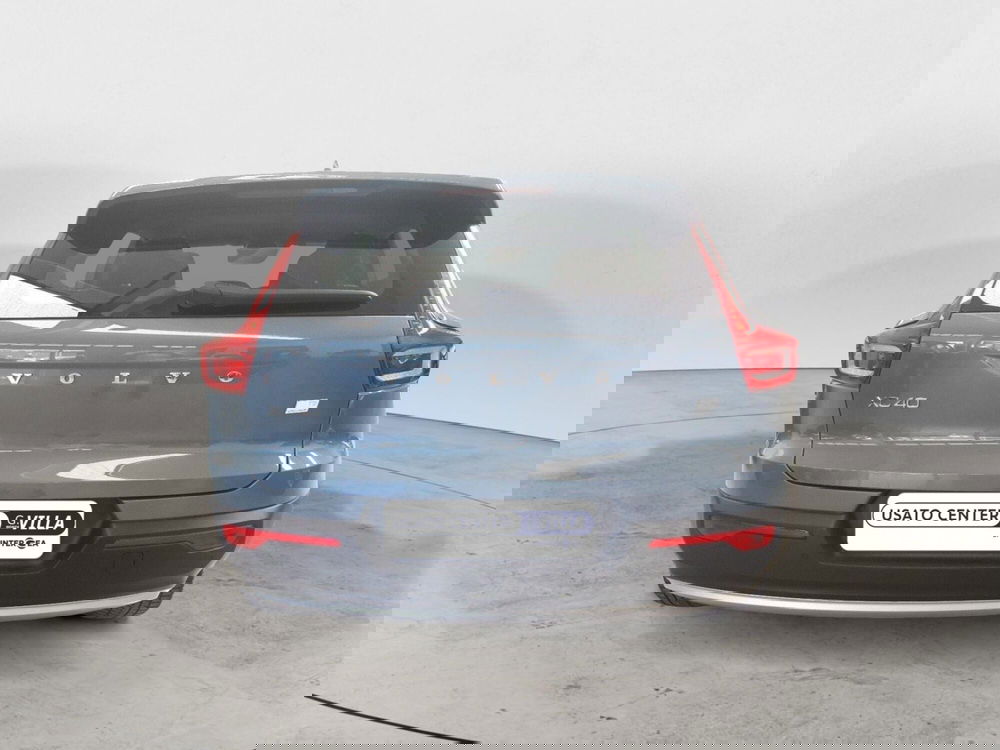 Volvo XC40 usata a Milano (6)