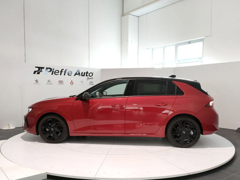 Opel Astra nuova a L'Aquila (2)