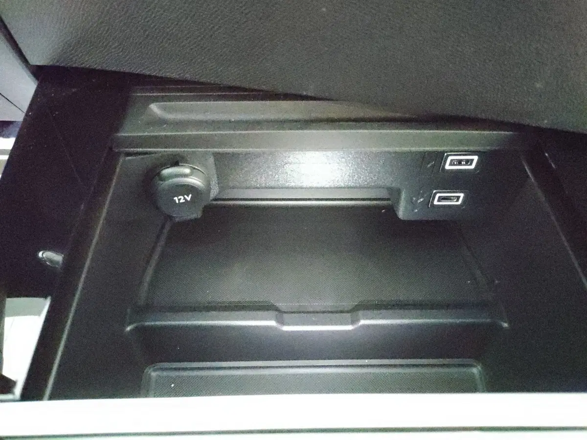 Opel Astra nuova a L'Aquila (20)