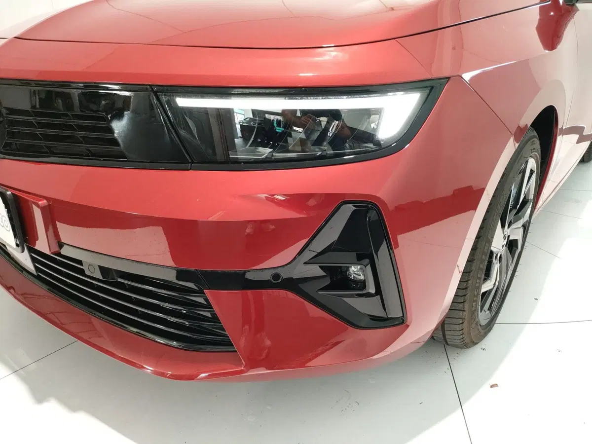 Opel Astra nuova a L'Aquila (9)