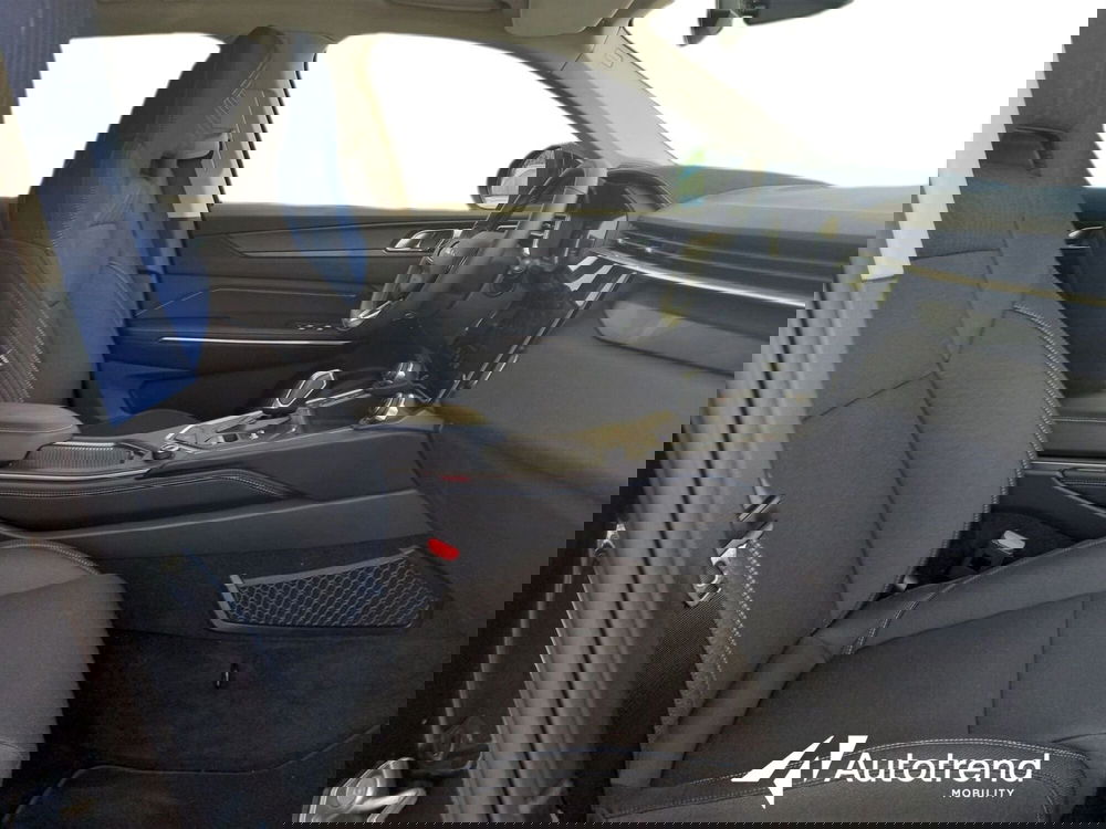 Lynk & Co 01 usata a Bari (6)