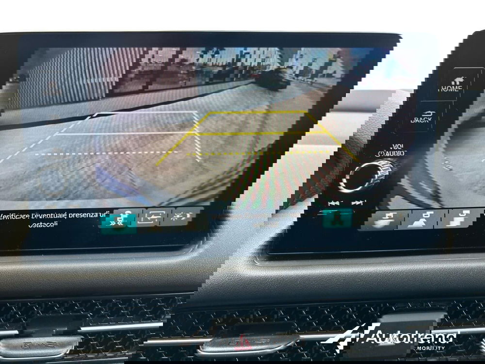 Honda ZR-V usata a Bari (11)