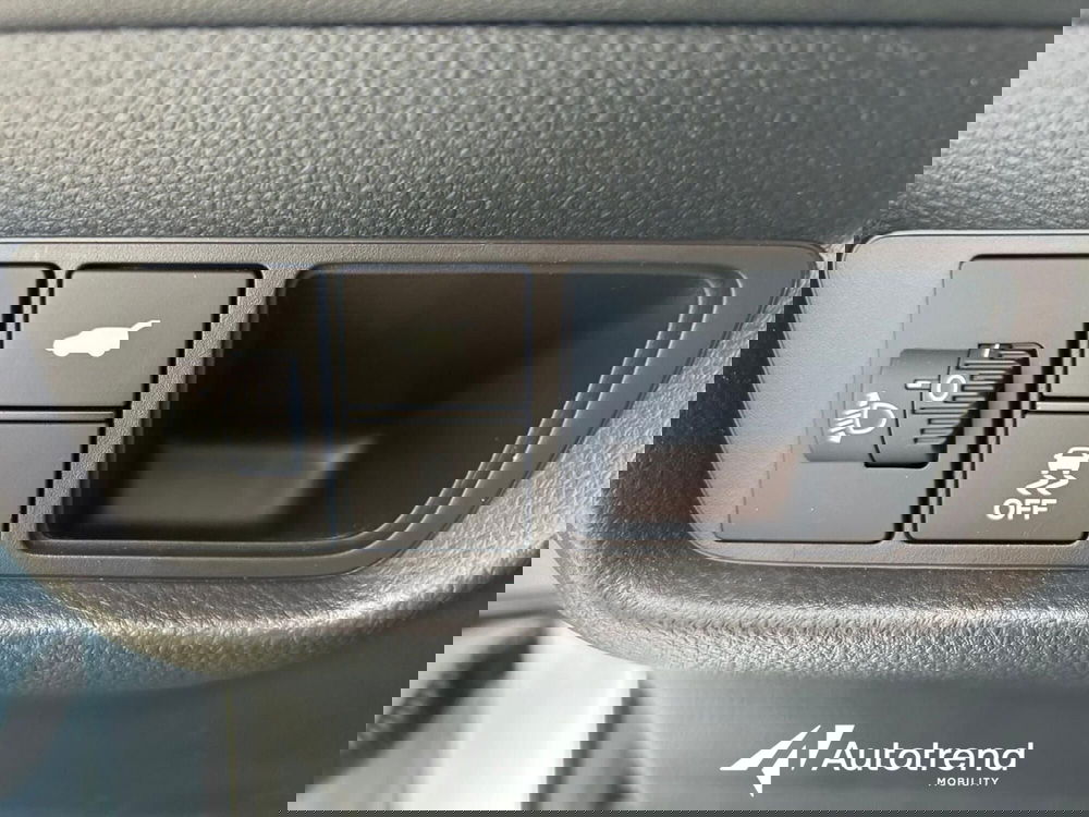 Honda ZR-V usata a Bari (13)