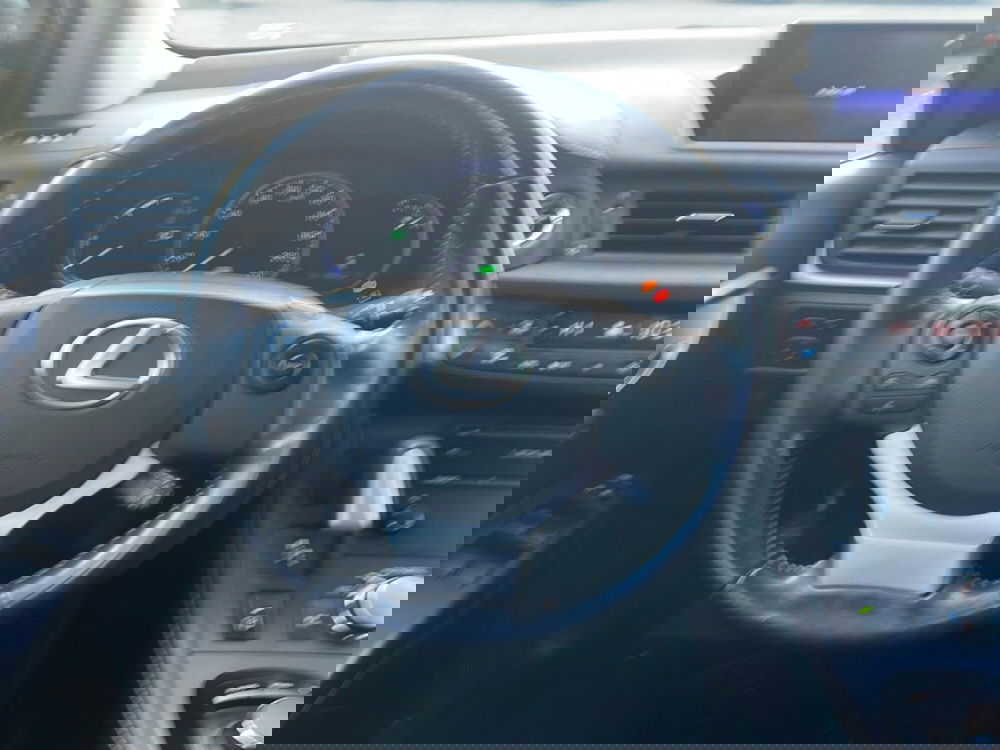 Lexus CT usata a Piacenza (14)