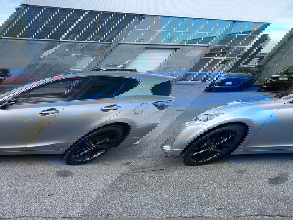 Lexus CT usata a Piacenza (3)