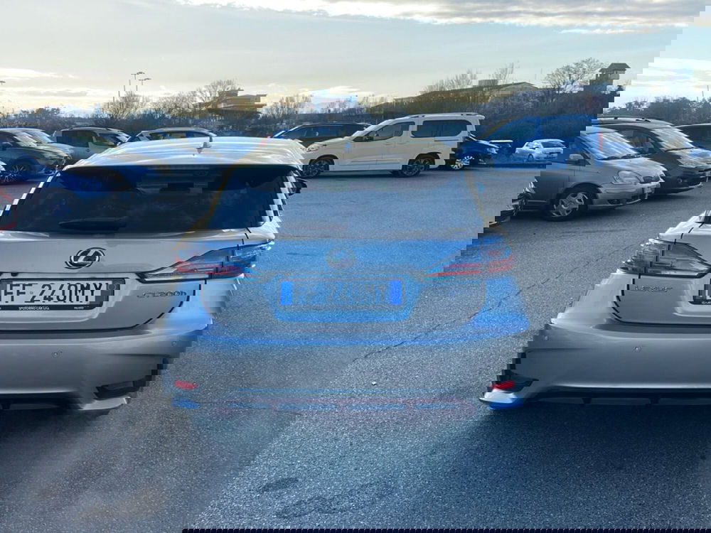 Lexus CT usata a Piacenza (5)