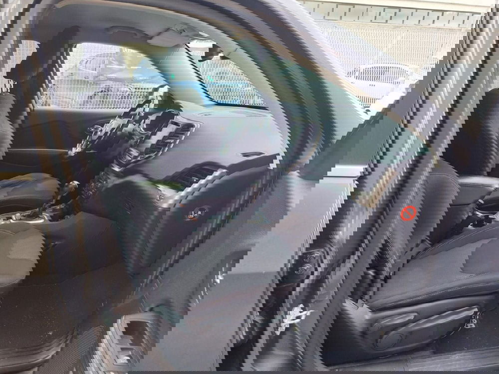 Jeep Cherokee usata a Salerno (14)