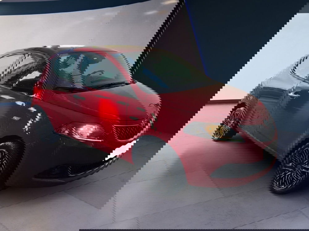 Lancia Ypsilon usata a Torino (2)